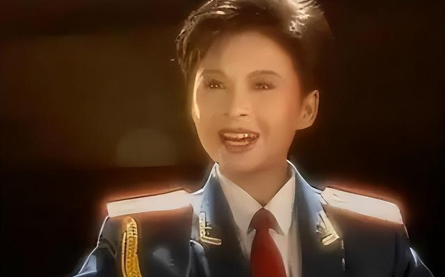 63岁董文华不再沉默，揭露当年被“封杀”原因，原来我们错怪她了