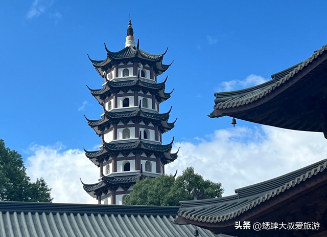 想看一场唯美日落吗？来杭州“山顶古刹”吧，自驾可达，免费惊艳