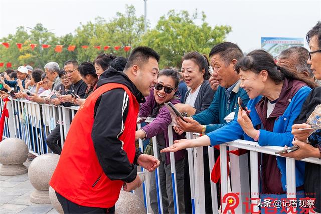 洪洞大槐树景区：国庆“我”在岗 嗨玩请放心