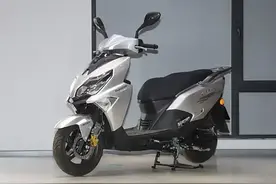 2025年国产合资踏板摩托车推荐（平踏/弯梁）图片