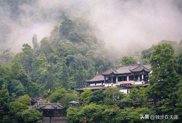 春天爬山就选这8座！花开成海、温度刚好，第5座适合带娃去
