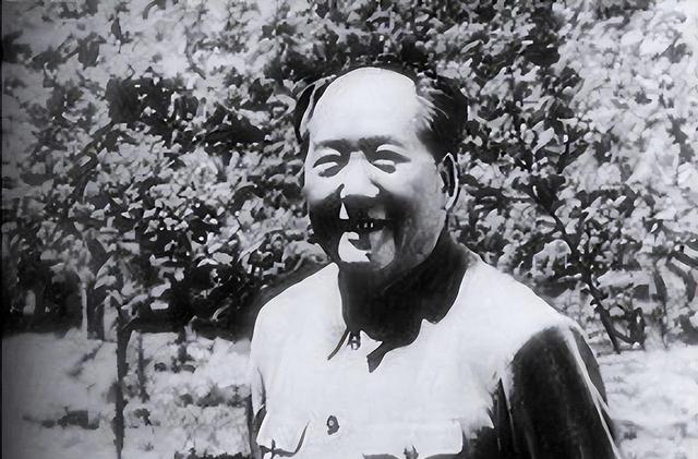 51年曾泽生从朝鲜回国，见过主席之后回家吩咐妻子：北京不能待了