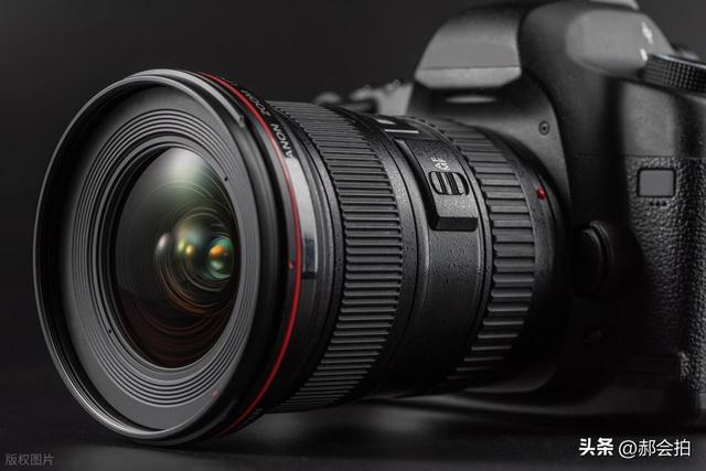 选镜头像挑工具：24-70mm F2.8 和 28-75mm F2.8 怎么选？