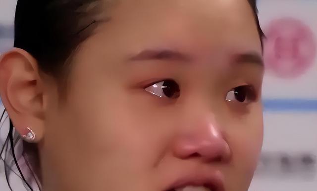 官宣退役不到1月，张家齐接受采访，句句不提却字字都提全红婵