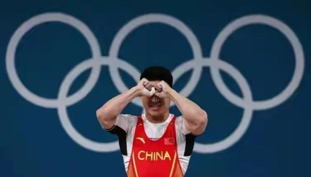 全运会闭幕	，7大名将同时退役，有人5冠荣光离场，21岁的她最遗憾