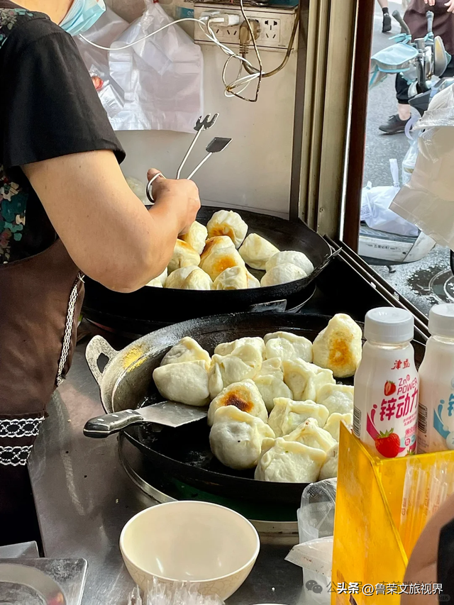 人少景美的宝藏小县城：藏着绝美海岛，一半草原一半海