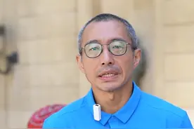 于嘉奥运马拉松258完赛！赛后失声痛哭，从200斤胖子跑步减肥成功图片