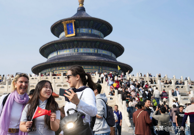 日本旅游遇退单潮！韩国奢享游逆势崛起，中国游客用脚投票