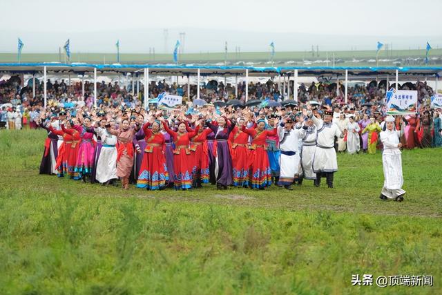 全是名场面！骏马踏雨，彩烟映空……内蒙古自治区第35届草原那达慕开幕