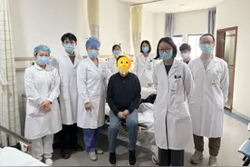 67岁上海爷叔持续高烧半个月，全身剧痛！专家揪出元凶，竟与小猫有关？图片