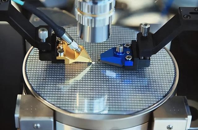 大梦初醒已为时晚？2大芯片巨头反叛，中国不会再原谅