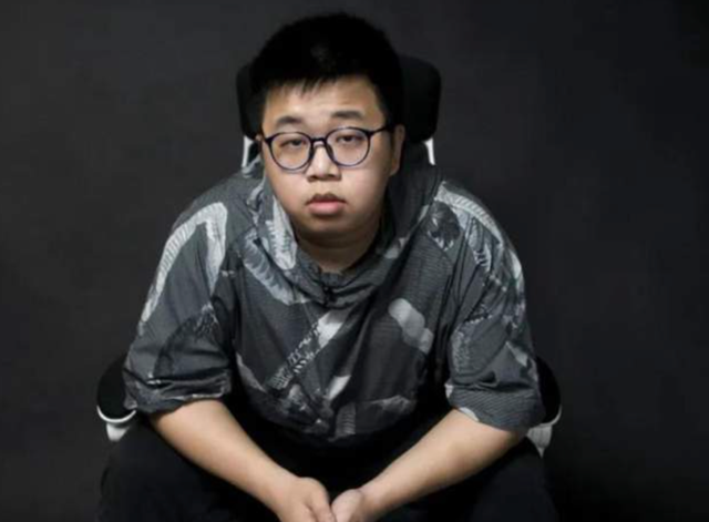 蓝战非被胁迫转账百万？中使馆回应