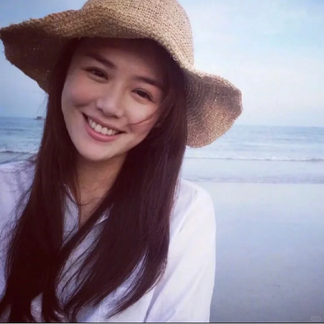 花少6封手写信	，揭开马思纯真实处境，原来唐国强一个字都没说错