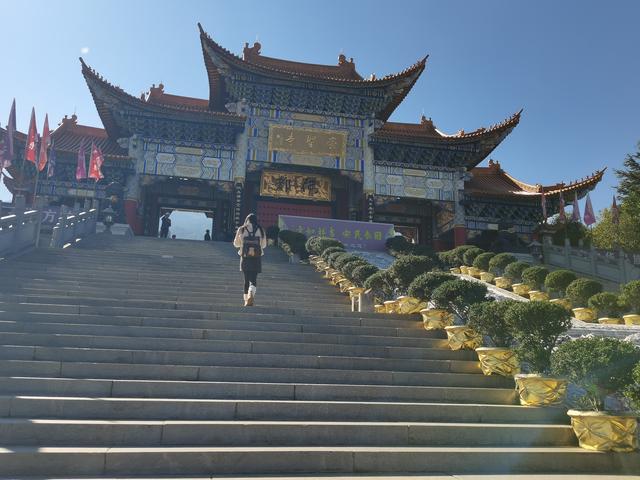 龙江大桥吟：龙江大桥晨雾漫 大桥雄恣令人叹