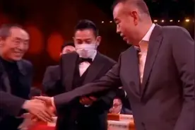 金鸡奖这一夜，不尊重刘德华礼节的陈凯歌，不再被网友宽容了图片