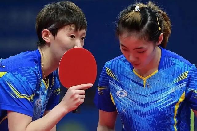 王曼玉4-2击败孙颖莎夺冠，决赛总算安静了！