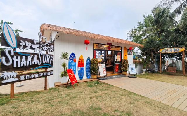 三场大赛嗨到年底！跟着冲浪赛游万宁，在暖冬里重温夏日