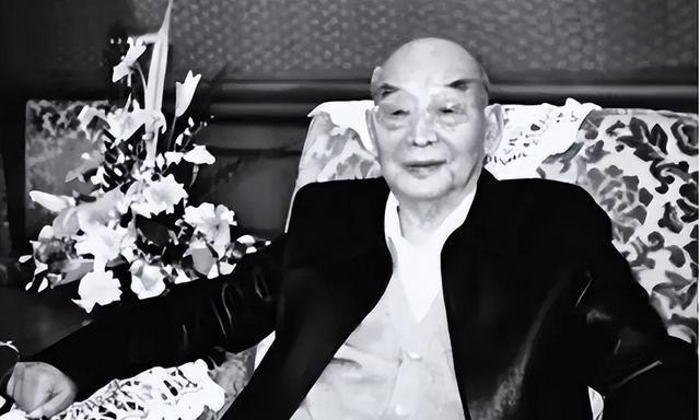 薄一波的两位亲家，一位开国将军	，另一位官至副国级，分别是谁？