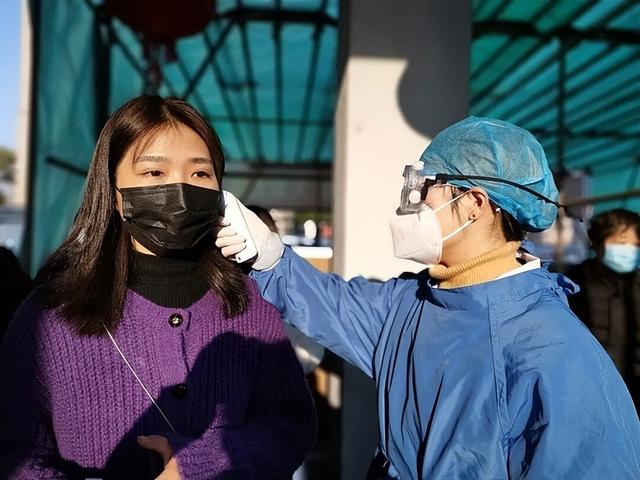 医生发现：天冷坚持戴口罩的人，过不了4个月，身体会有7大变化