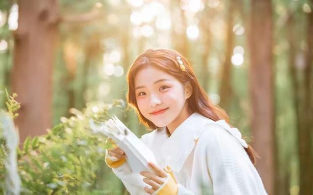 她终其一生所等的，不过是你“看见”的刹那