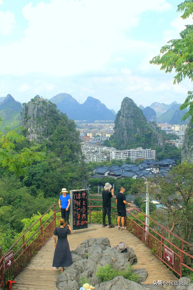 高铁真的开进桂林水墨画里了