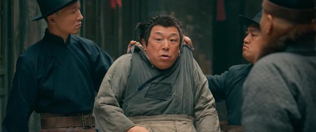 看完电影《戏台》，发现陈佩斯还是那个让我们笑着哭的行家