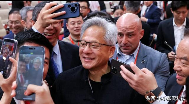 英伟达陷“后门”争议！中国有华为可替代，为何他国只能被动接受