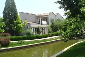 160万茶水费、50%毛利率,却依旧养不起豪宅开发商?图片