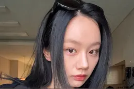 热搜第一！31岁知名女星与伴舞传新恋情，已交往超一年图片