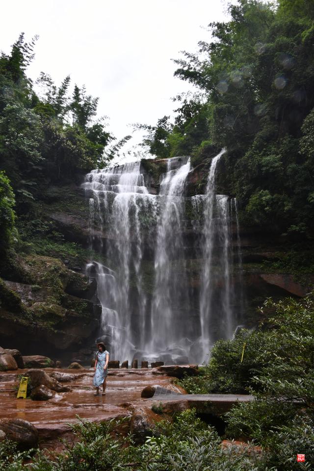 赤水四洞沟瀑布