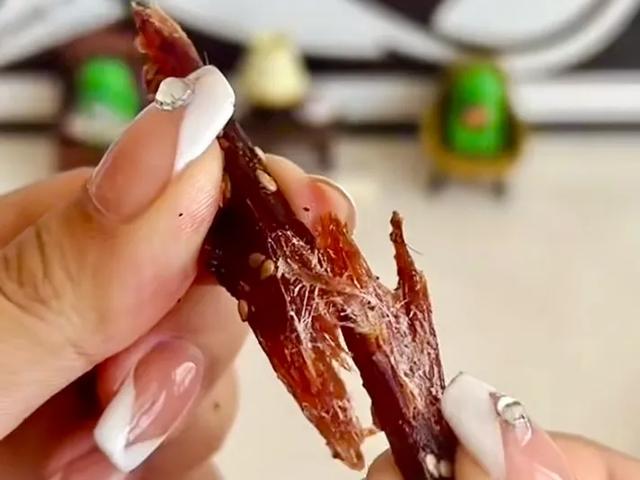 去了一趟广西河池旅游，吃到了8个特色美食，尤其第五个，最爱！