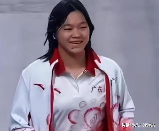 不到24小时，央视2次点名全红婵！暴露没夺冠后的“真实处境”