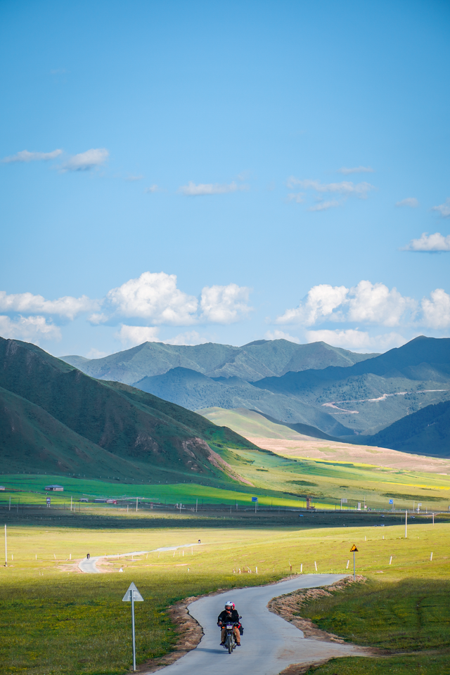 国内自驾游最经典的27条路线，适合退休人士，争取一年走2条！