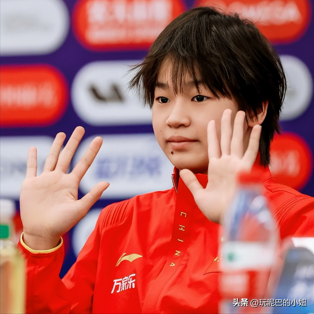 关系藏不住了！奥运冠军陈若琳放着霍启山不选 ，原来她喜欢这样的