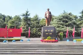 太震撼！从历史课本到精神高地，岳阳这三座 “灯塔” 必打卡！图片