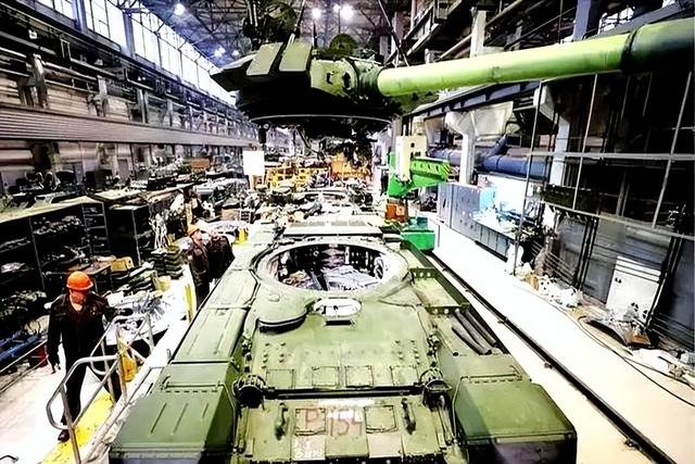 28000个集装箱，1200万发炮弹，朝鲜让普京高枕无忧