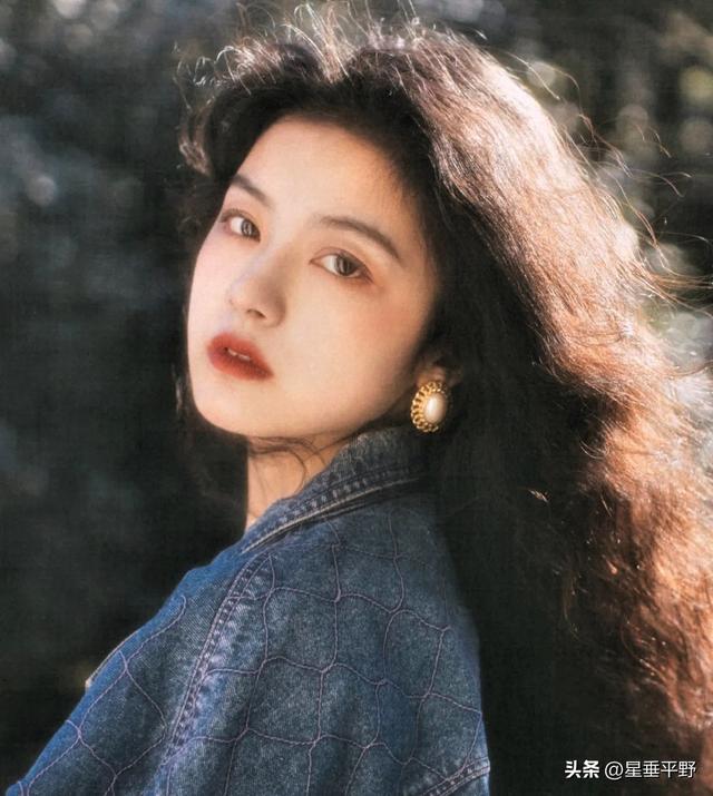 套住一个女人最好的方式：讨好是蠢，花钱是昏，上策只有三个字