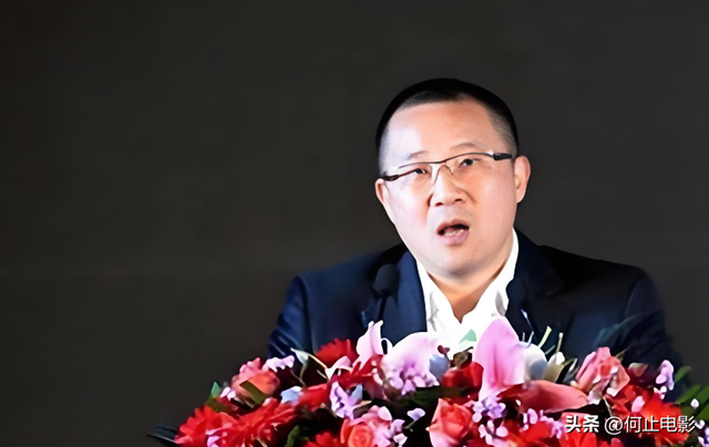 为了嫁50亿富豪，狠心抛弃同居5年的周一围，现今她却活成了笑话