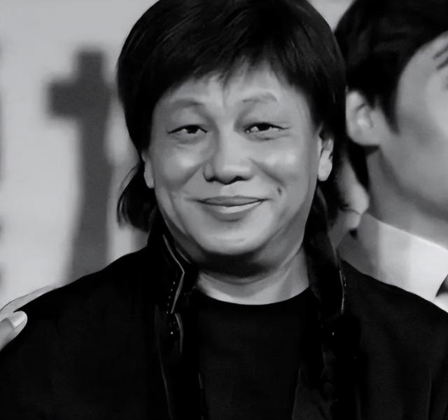 梁小龙去世早有预兆，关门弟子爆料3个“不良爱好”，都是催命符