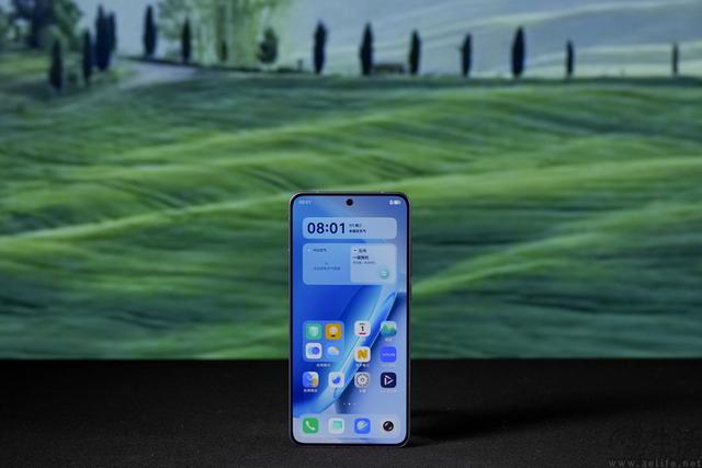 iQOO Neo11首测：中端性能机也要品质升杯