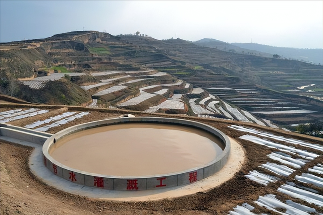 秦安：世界最大的水电项目，遭遇世界最大的自恋模范，要看清趋势