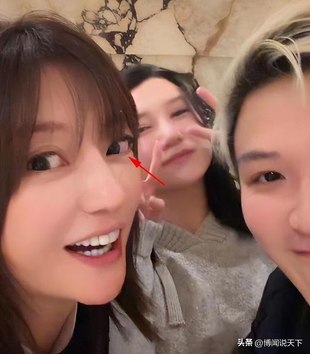 “封杀	”4年后，49岁赵薇财力现状被扒	，结果估计和你想得不一样