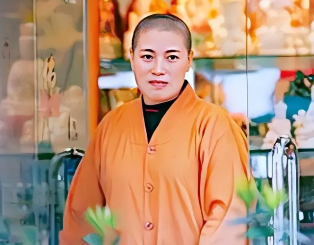 揭秘尼姑庵的黑暗面：尼姑平均年龄不到25，香客人来人往究竟为何