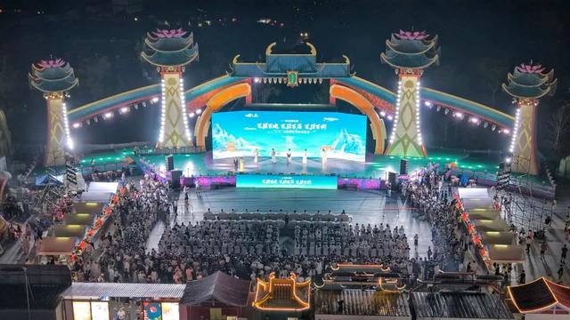 2025年江西“三百”文旅消费季燃动九江之夜