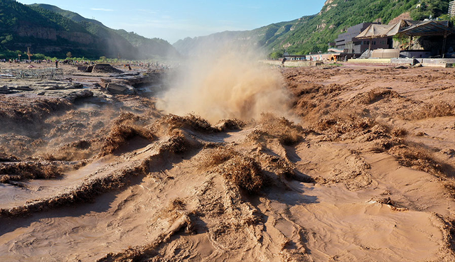 【视觉临汾】黄河壶口瀑布景区洪峰过后开放迎客