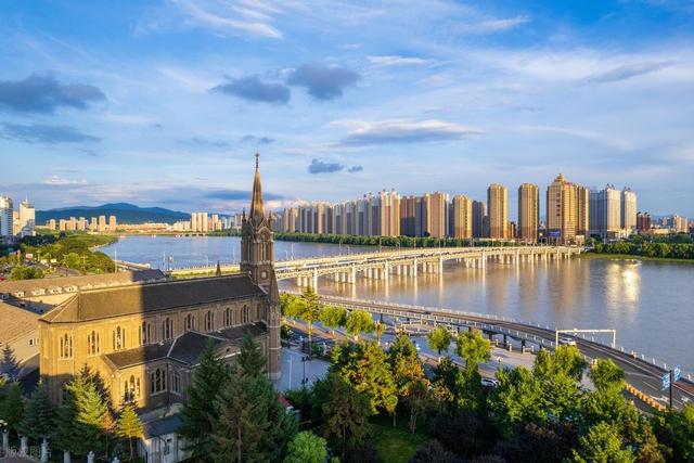 吉林省未来吃香的城市，不是延边、松原，而是这座低调的城市