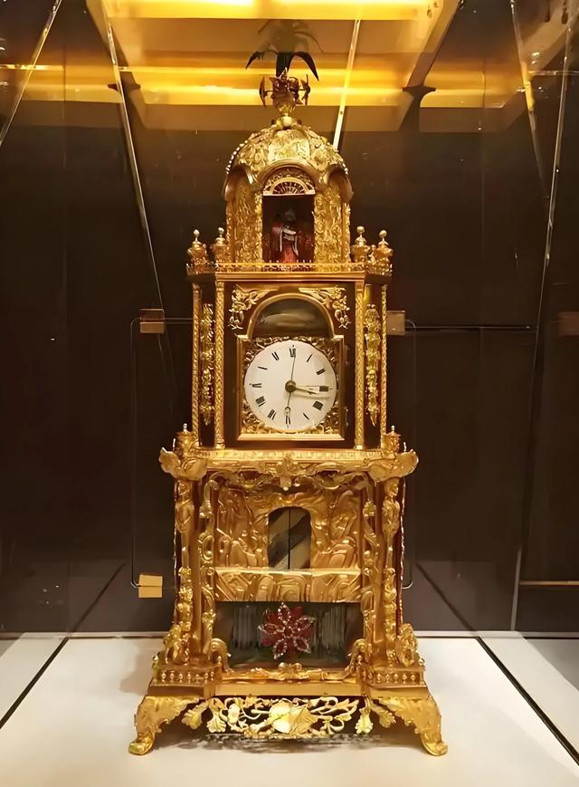 穷玩车、富玩表、贵藏钟是这意思