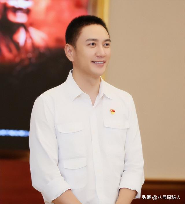 离了唐国强，新“主席”特型演员打出一副王炸	，哪有什么不可替代