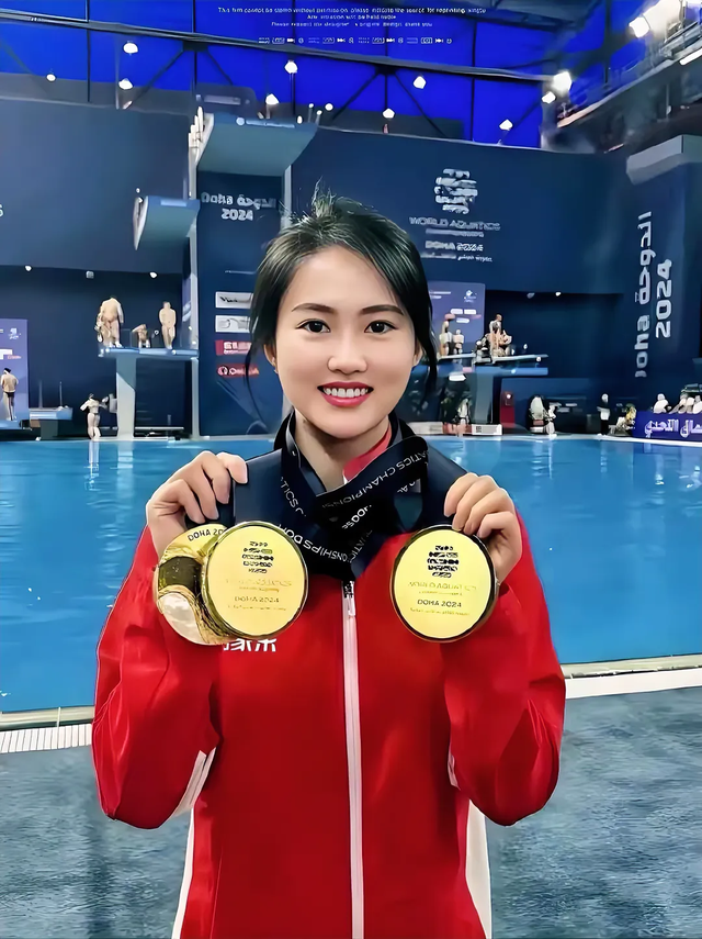 全红婵夺金仅3天，出现2件令人担心的事，央视下场发文为她撑腰