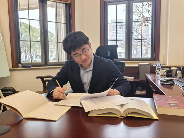 新时代青年先锋奖，复旦2人获奖！